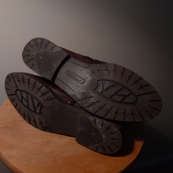 AD705 8-1/2 Bear Traps, Hilarie. Pre owned. Good shape. - Picture 3 of 8